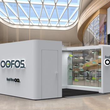OOFOS at Fashion Centre at Pentagon City